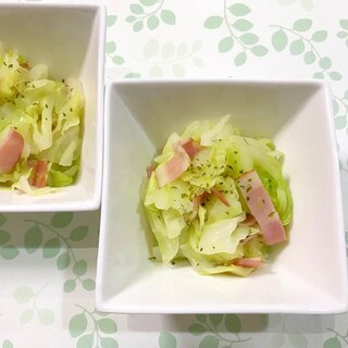 キャベツとベーコンのコンソメ煮